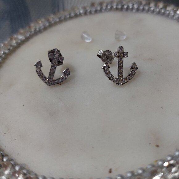 Nautical Anchor Stud Earrings Silver Toned - Picture 3 of 5